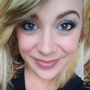 Meet your Posher, Nikki